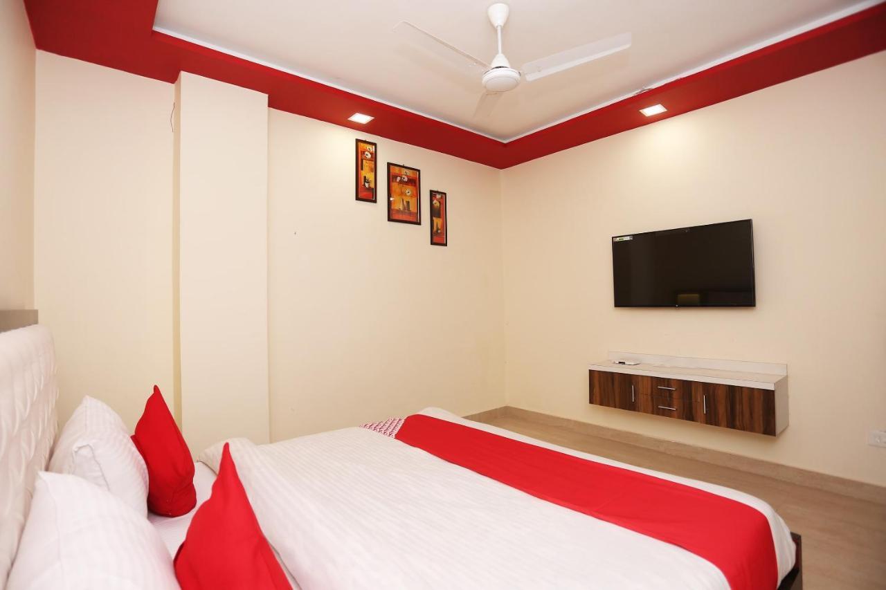 Oyo 23495 Hotel The Park Juhi Bari Esterno foto