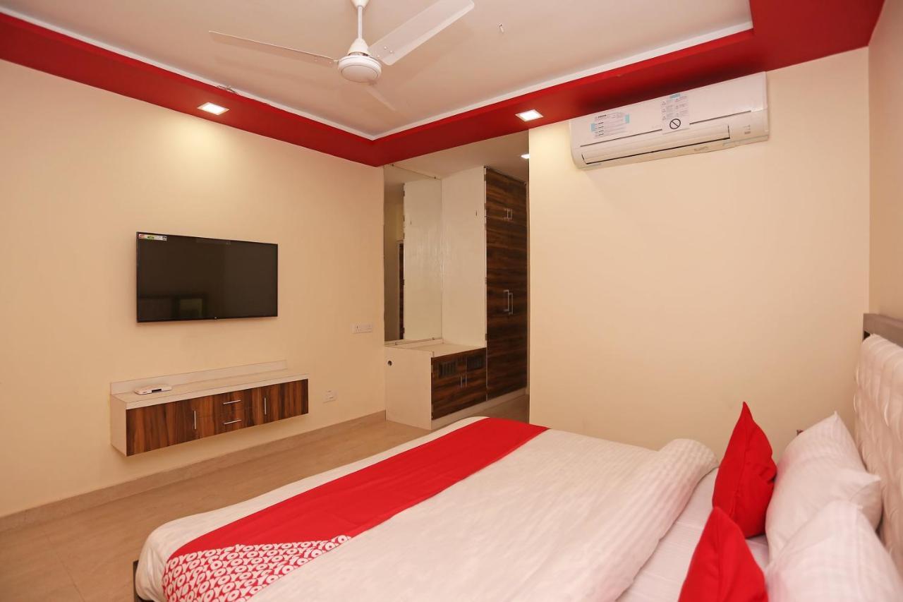Oyo 23495 Hotel The Park Juhi Bari Esterno foto